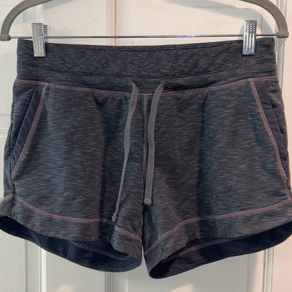 Athleta 2/$30 Knit Drawstring Shorts Size XS Heather Grey / Dark Heather Grey - Picture 2 of 13